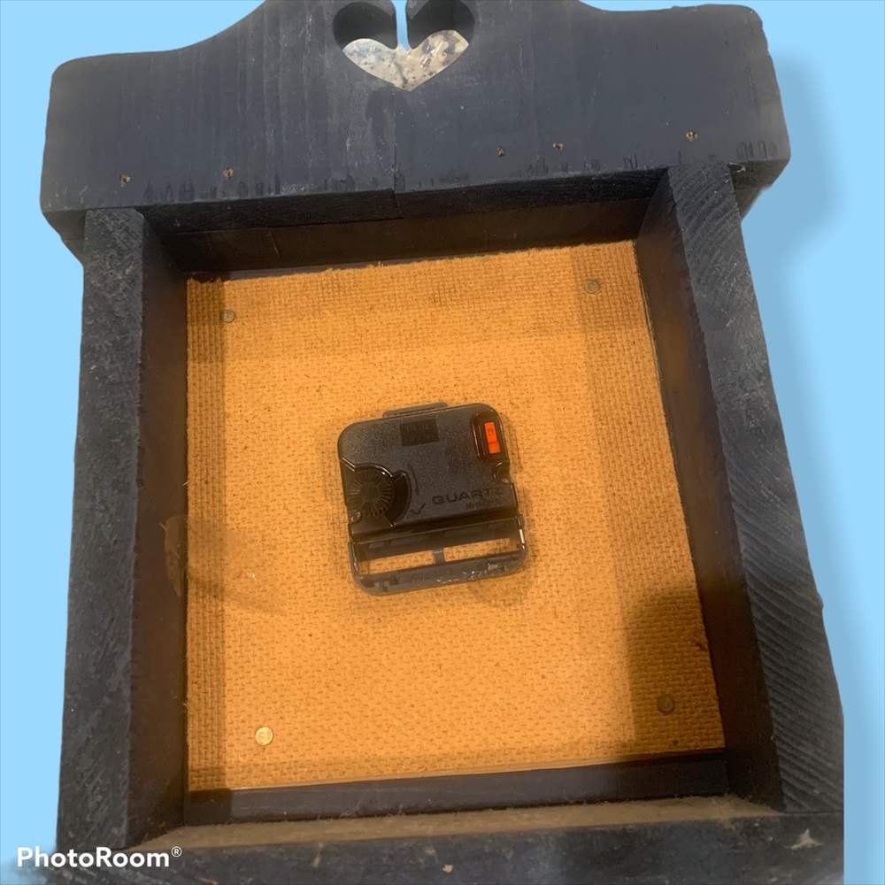 Clock - Picture 3 of 4